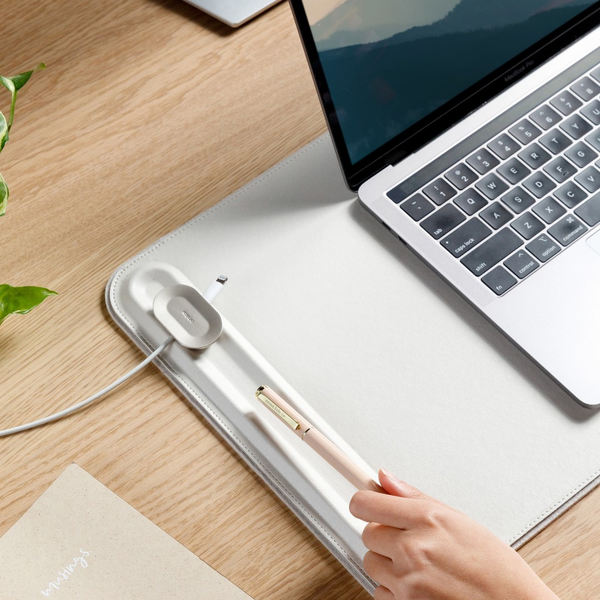 9Spacex V.2 Deskpad - Equip Your Workspace for Efficiency