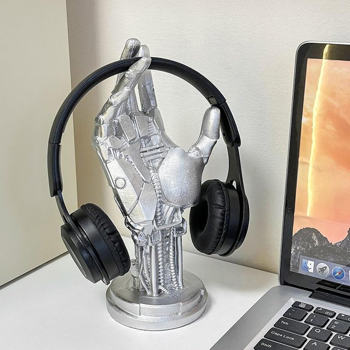 Mechanical Hand Stand for Game Controllers and Headphones, Silver