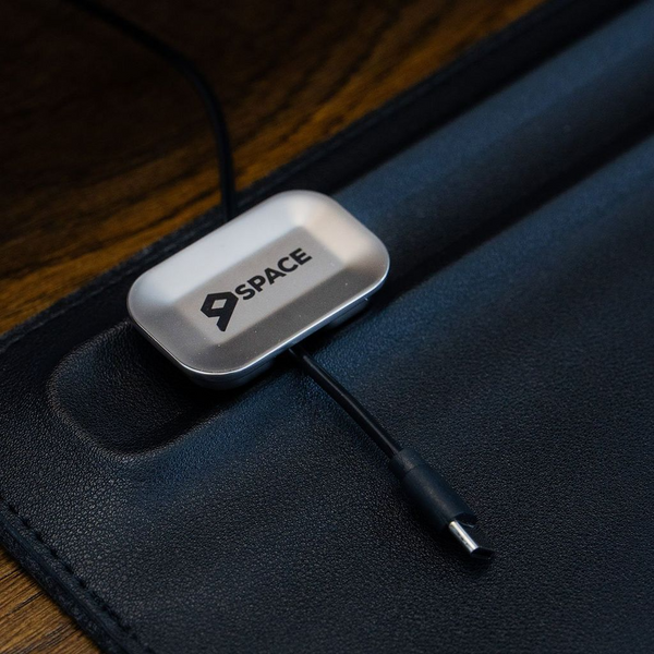 9Spacex V.2 Deskpad - Equip Your Workspace for Efficiency