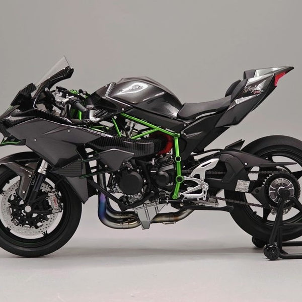 Kawasaki Ninja H2R 1:6 Scale Model – Engine Start, Smoke Emission, LED Lights